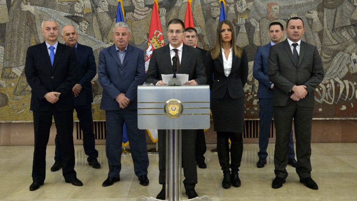 Srpska policija razbila korupcijsku hoboticu od 100 miliona