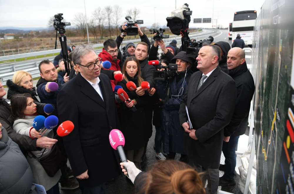 Vučić najavljuje oslobađanje koridora: Srpska čeličnica kroz Dunav