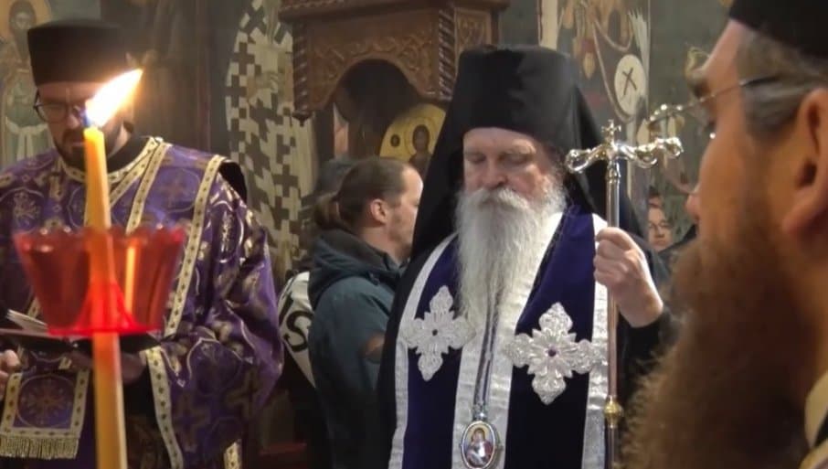 Teodosije: Kosovo gubimo samo ako ga se sami odreknemo