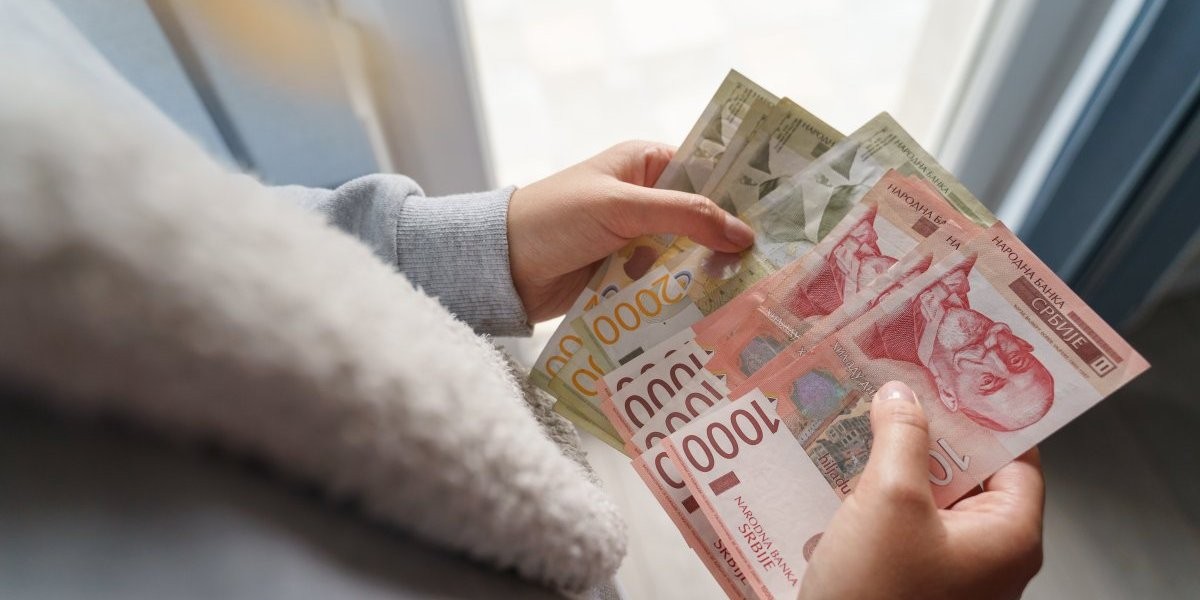 NBS UDARILA ŠAKOM O STO: Banke kleče pred srpskim narodom, 79 odsto zahteva odobreno!