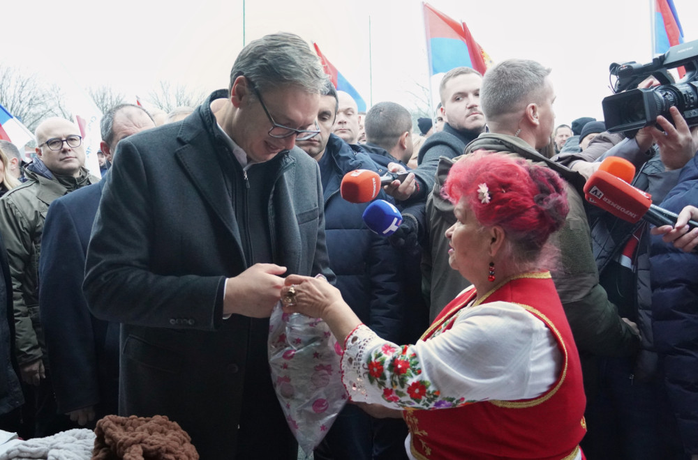 Vučić pobeđuje: Penzije skačу za 12,2% uprkos neprijateljima